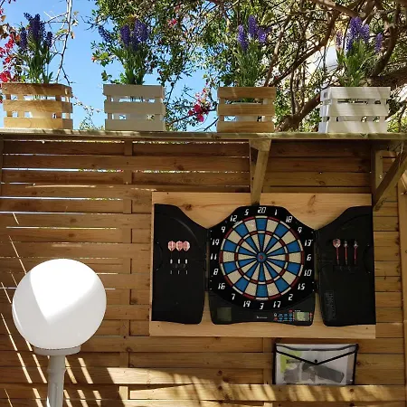 *villa Michaela* باغيرا